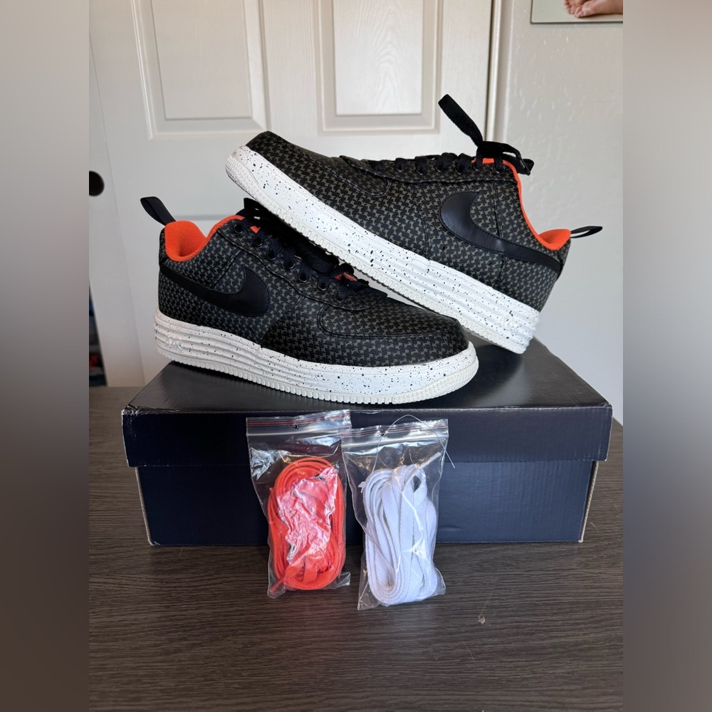 Nike UNDFTD x Lunar Force 1 SP